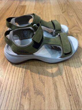 Keen Kids Olive Green Hook-and-Loop Sandals with White Sole